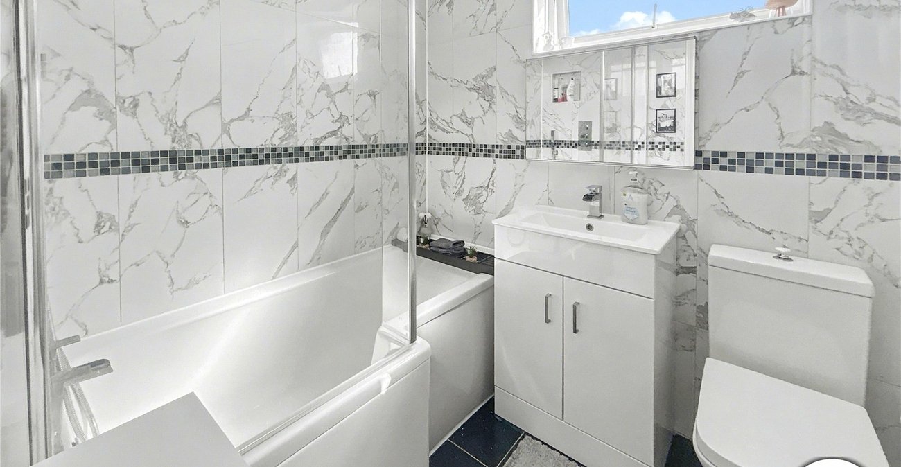 2 bedroom house for sale in South Welling | Robinson Jackson