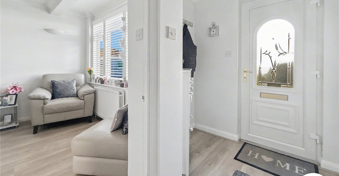 2 bedroom house for sale in South Welling | Robinson Jackson