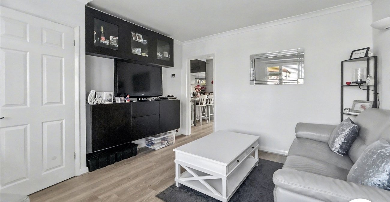 2 bedroom house for sale in South Welling | Robinson Jackson