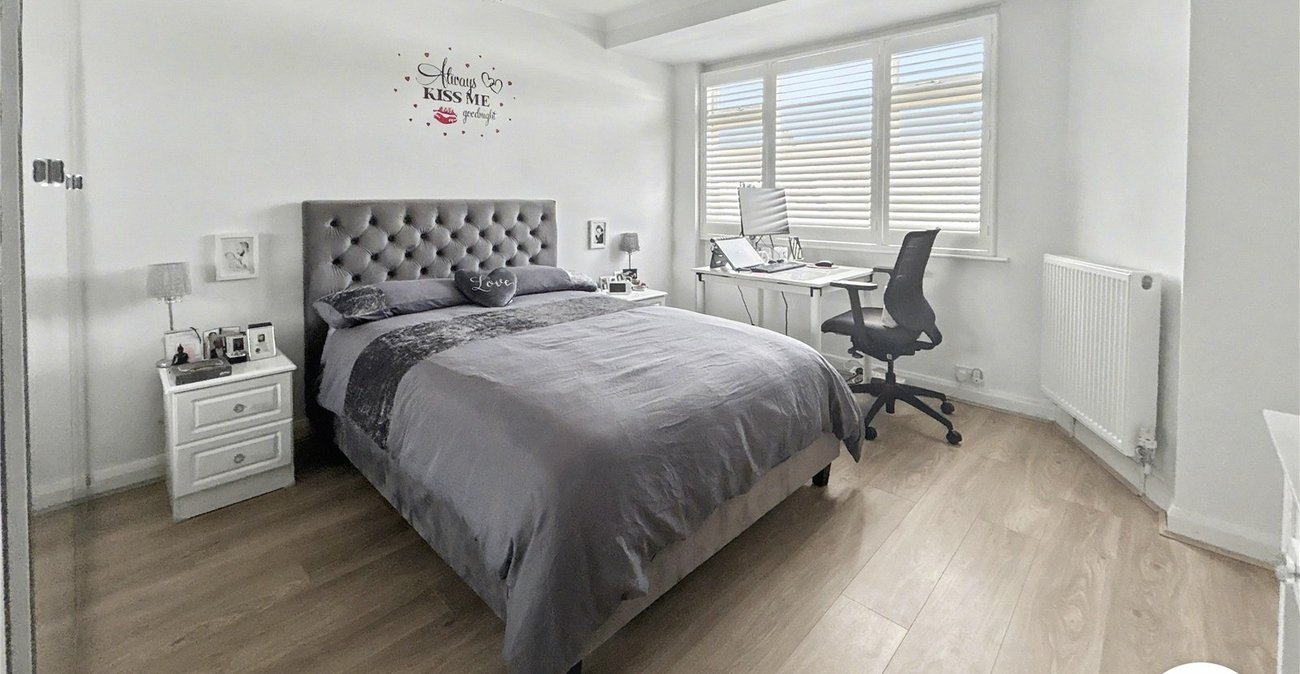 2 bedroom house for sale in South Welling | Robinson Jackson