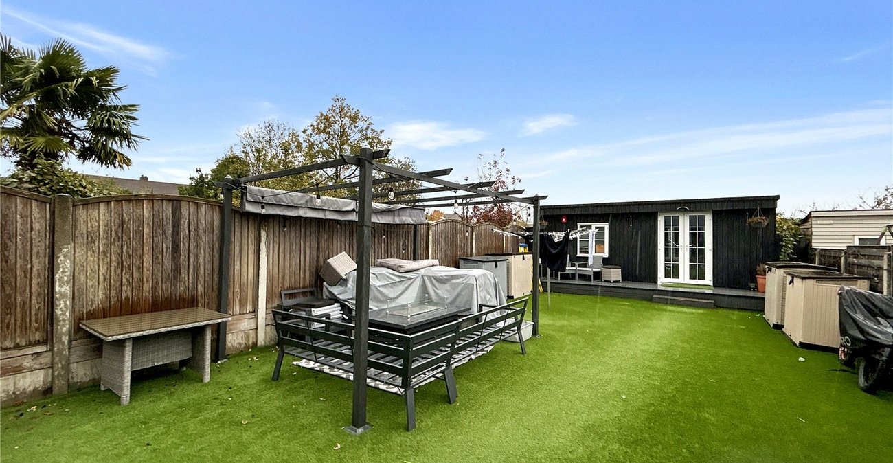 3 bedroom house for sale in South Welling | Robinson Jackson