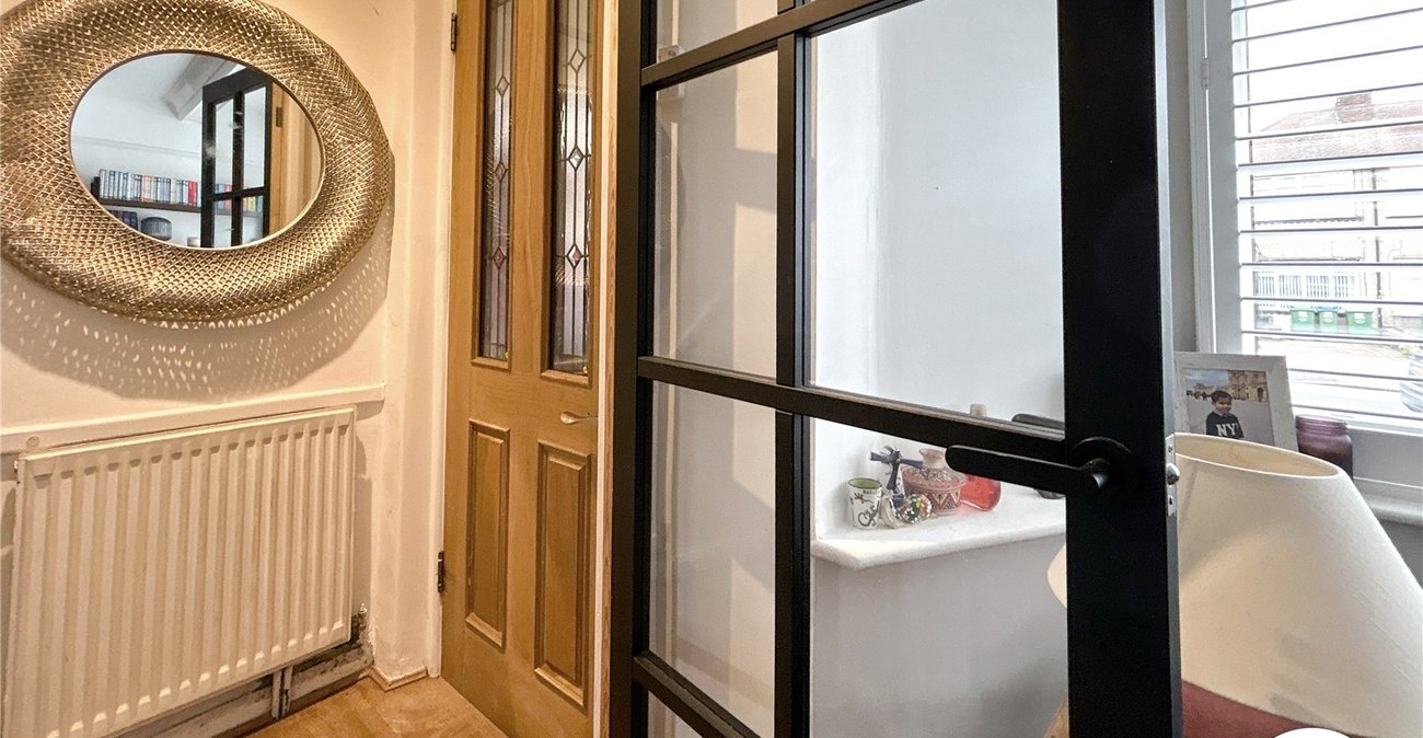 3 bedroom house for sale in South Welling | Robinson Jackson