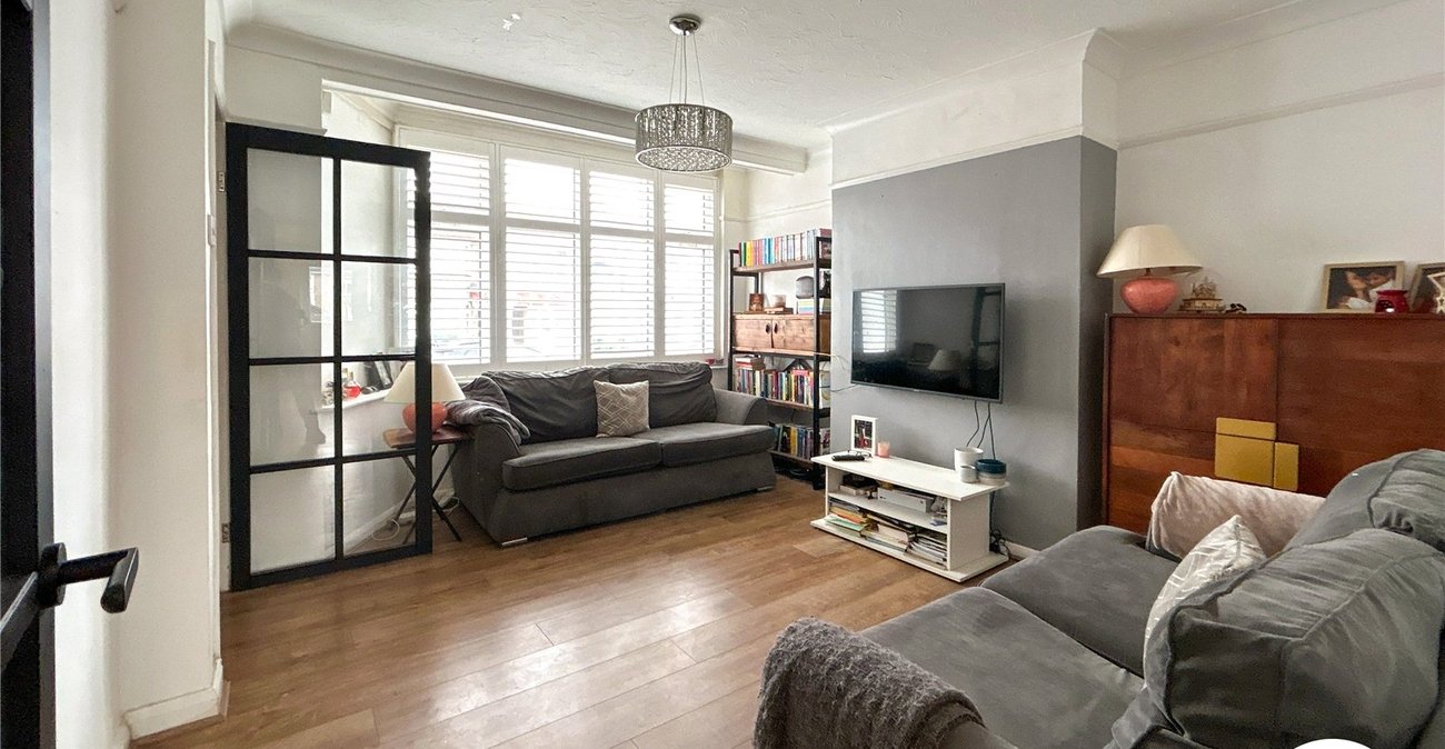 3 bedroom house for sale in South Welling | Robinson Jackson