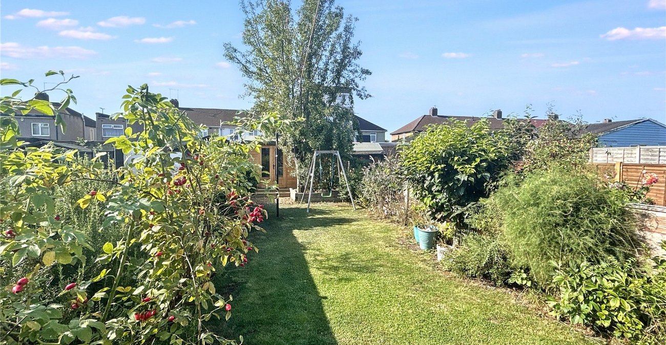 3 bedroom house for sale in Welling | Robinson Jackson