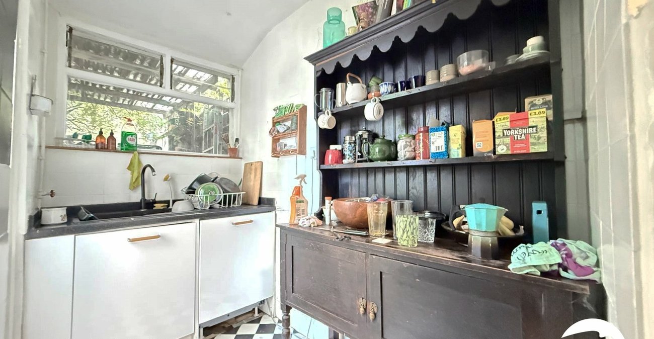 3 bedroom house for sale in Ladywell | Robinson Jackson