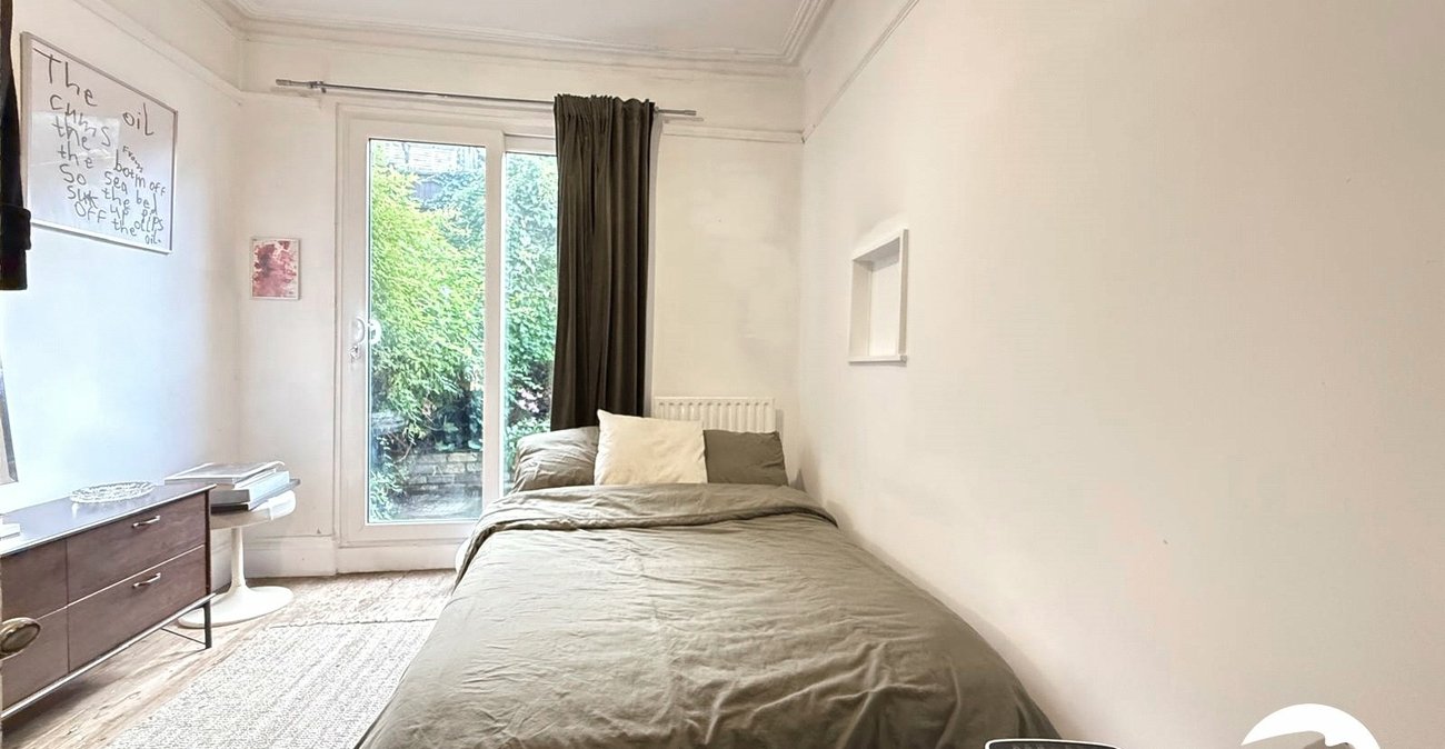 3 bedroom house for sale in Ladywell | Robinson Jackson