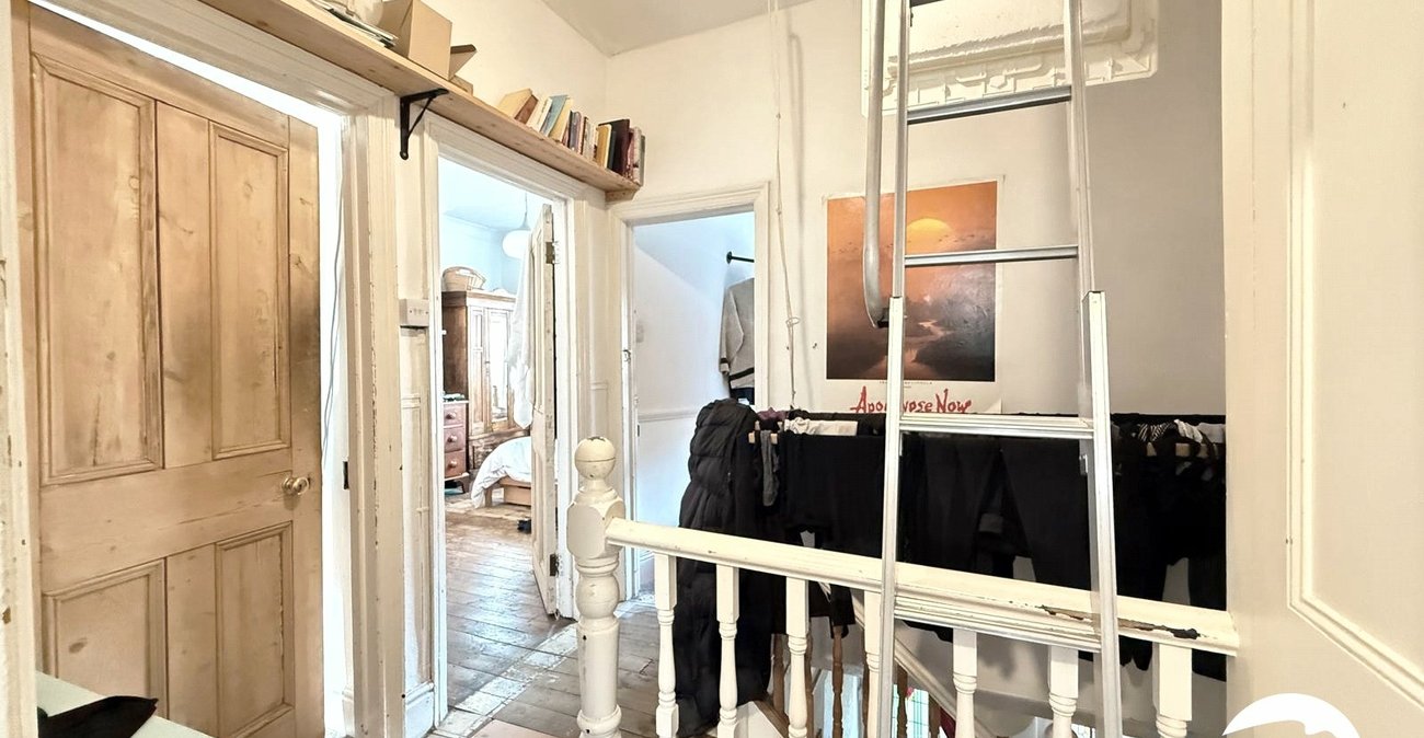 3 bedroom house for sale in Ladywell | Robinson Jackson