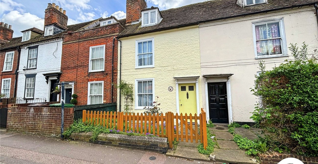 2 bedroom house for sale in Maidstone | Robinson Michael & Jackson