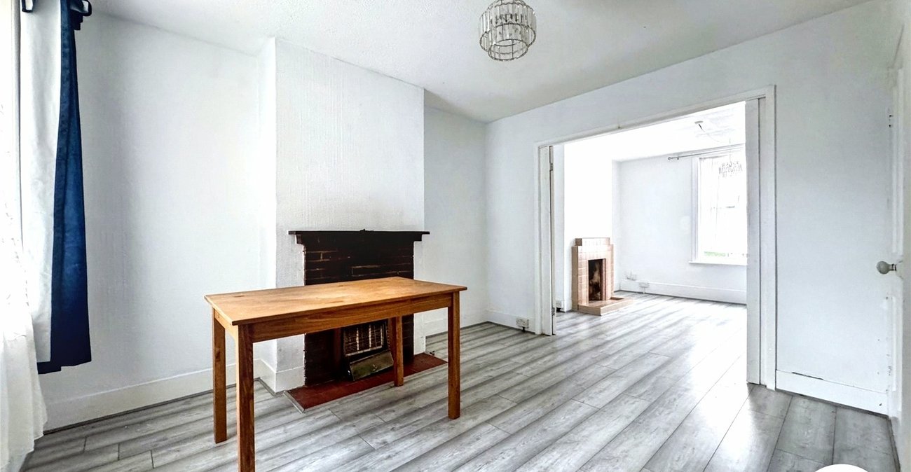 2 bedroom house for sale in Maidstone | Robinson Michael & Jackson