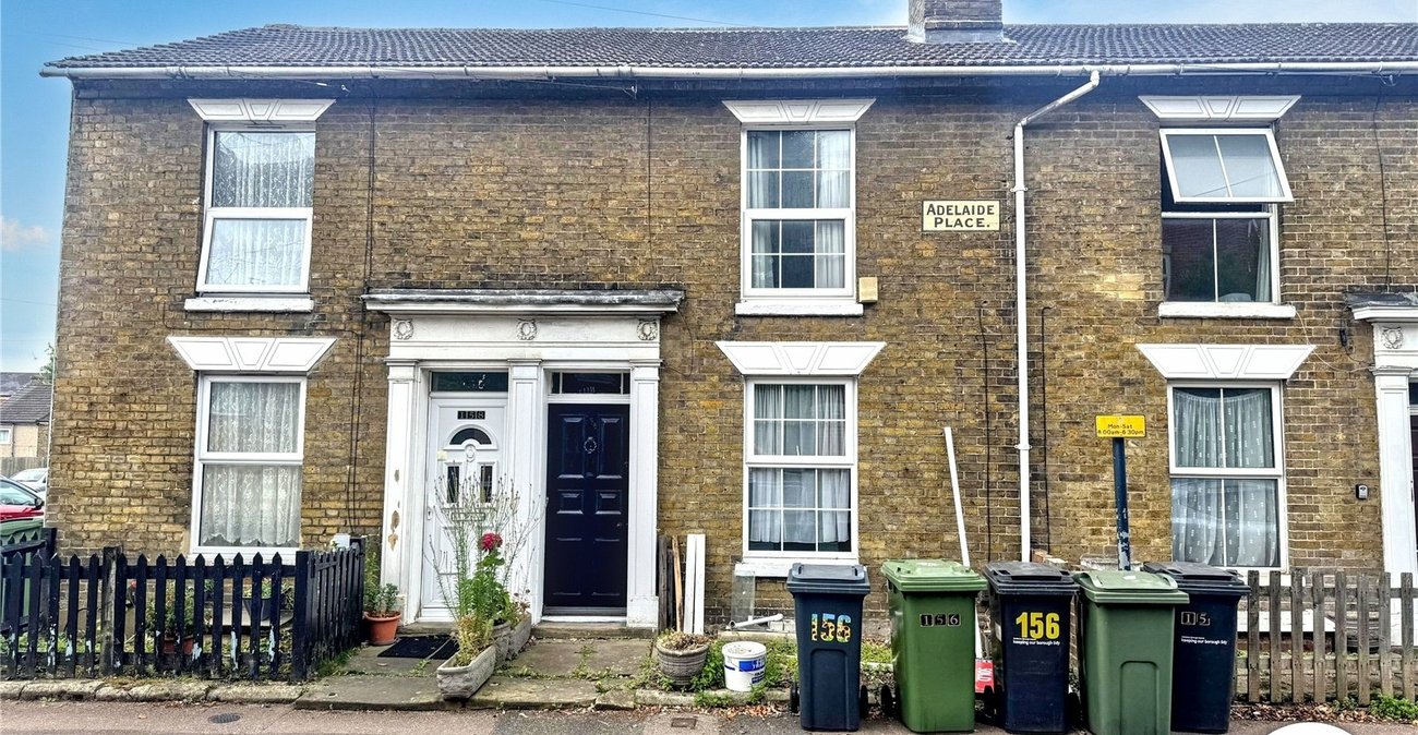 2 bedroom house for sale in Maidstone | Robinson Michael & Jackson