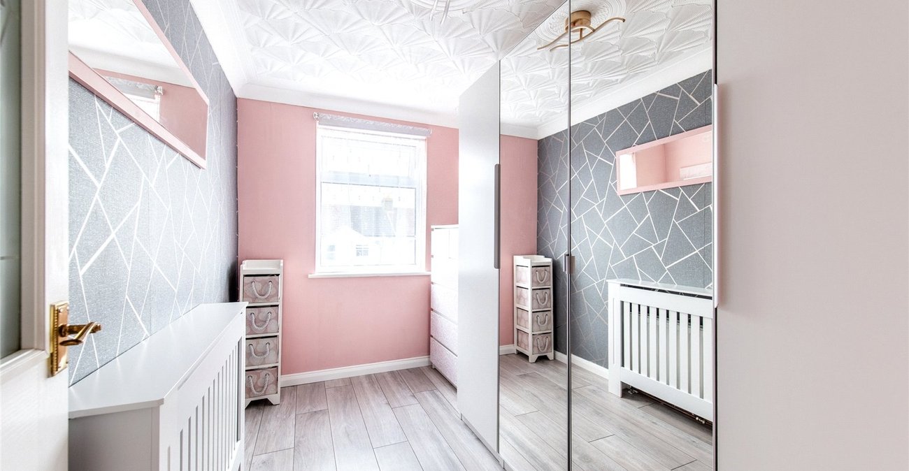 2 bedroom house for sale in Sittingbourne | Robinson Michael & Jackson