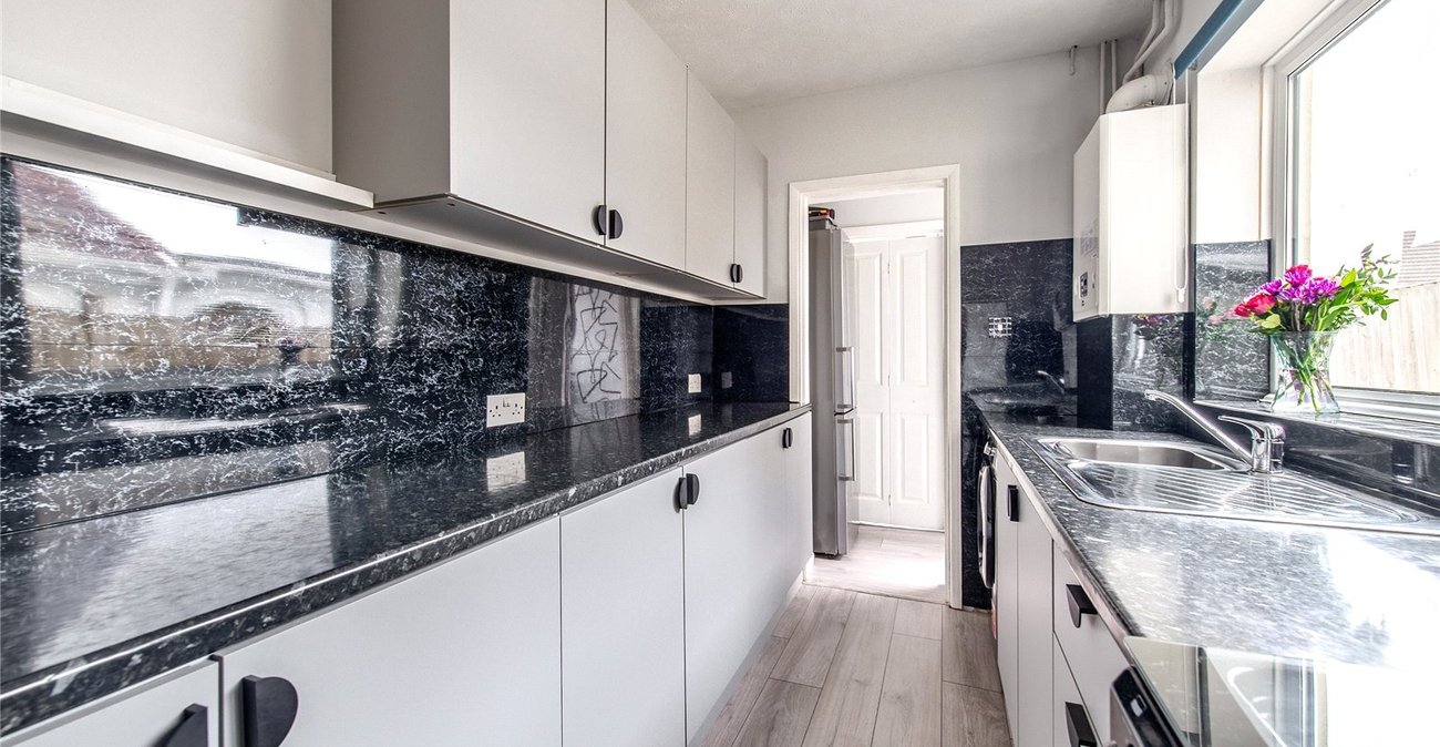 2 bedroom house for sale in Sittingbourne | Robinson Michael & Jackson