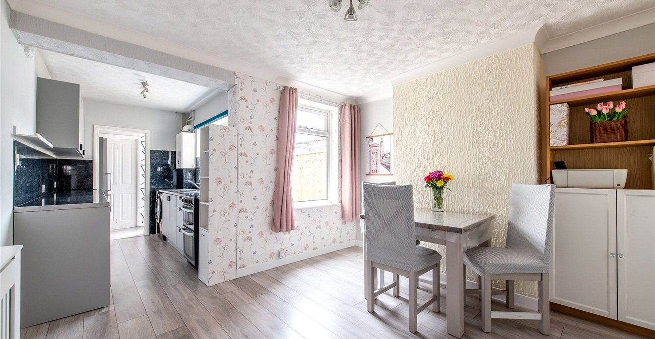 2 bedroom house for sale in Sittingbourne | Robinson Michael & Jackson