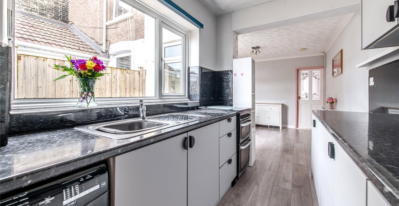 2 bedroom house for sale in Sittingbourne | Robinson Michael & Jackson