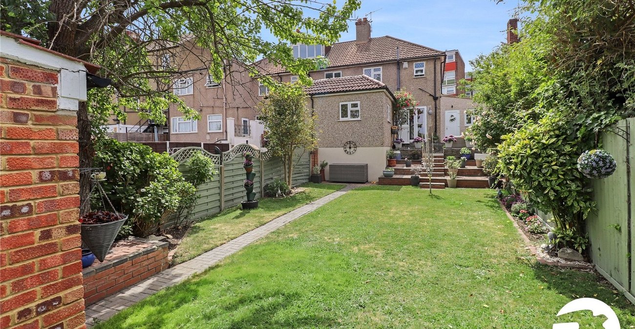 2 bedroom house for sale in Belvedere | Robinson Jackson