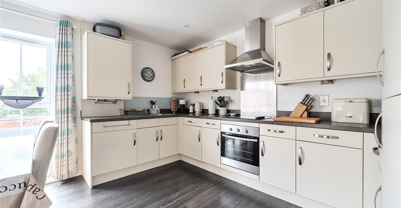 2 bedroom property for sale in Beckenham | Robinson Jackson