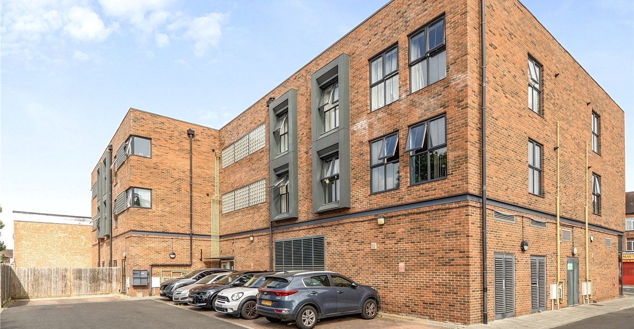 2 bedroom property for sale in Beckenham | Robinson Jackson