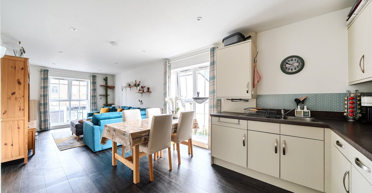 2 bedroom property for sale in Beckenham | Robinson Jackson