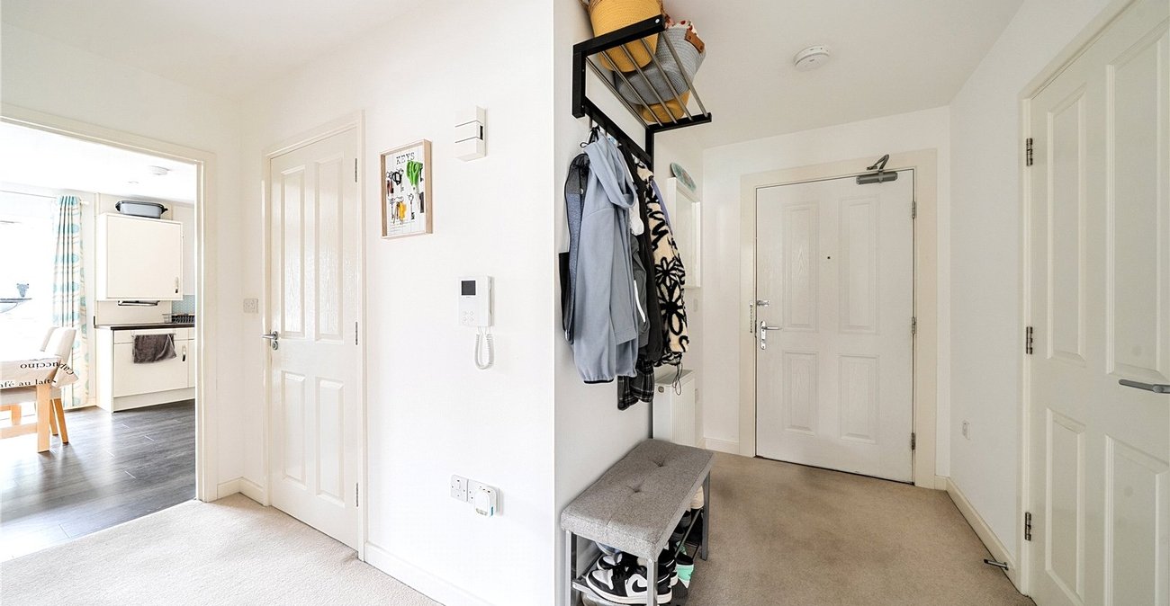 2 bedroom property for sale in Beckenham | Robinson Jackson