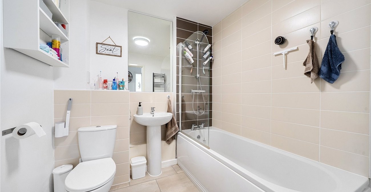2 bedroom property for sale in Beckenham | Robinson Jackson