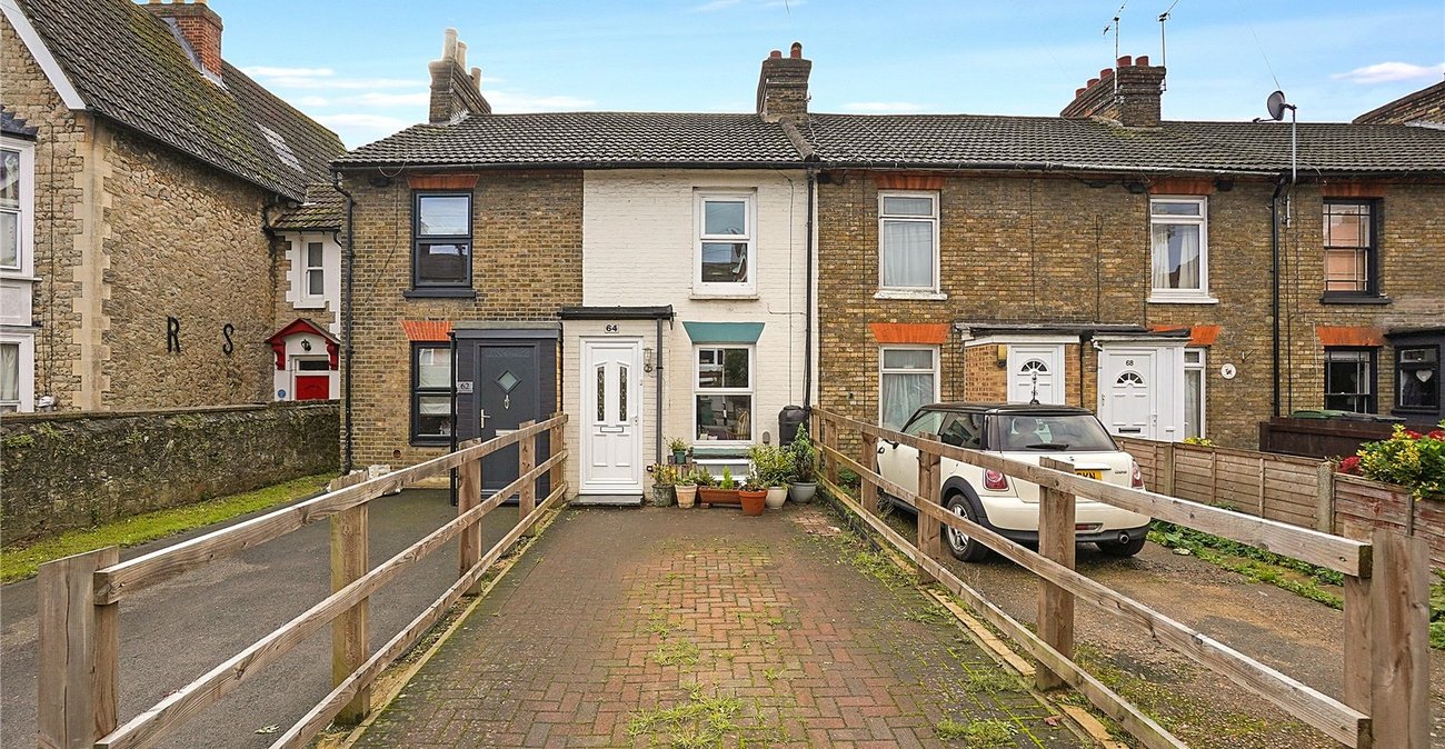 2 bedroom house for sale in Maidstone | Robinson Michael & Jackson