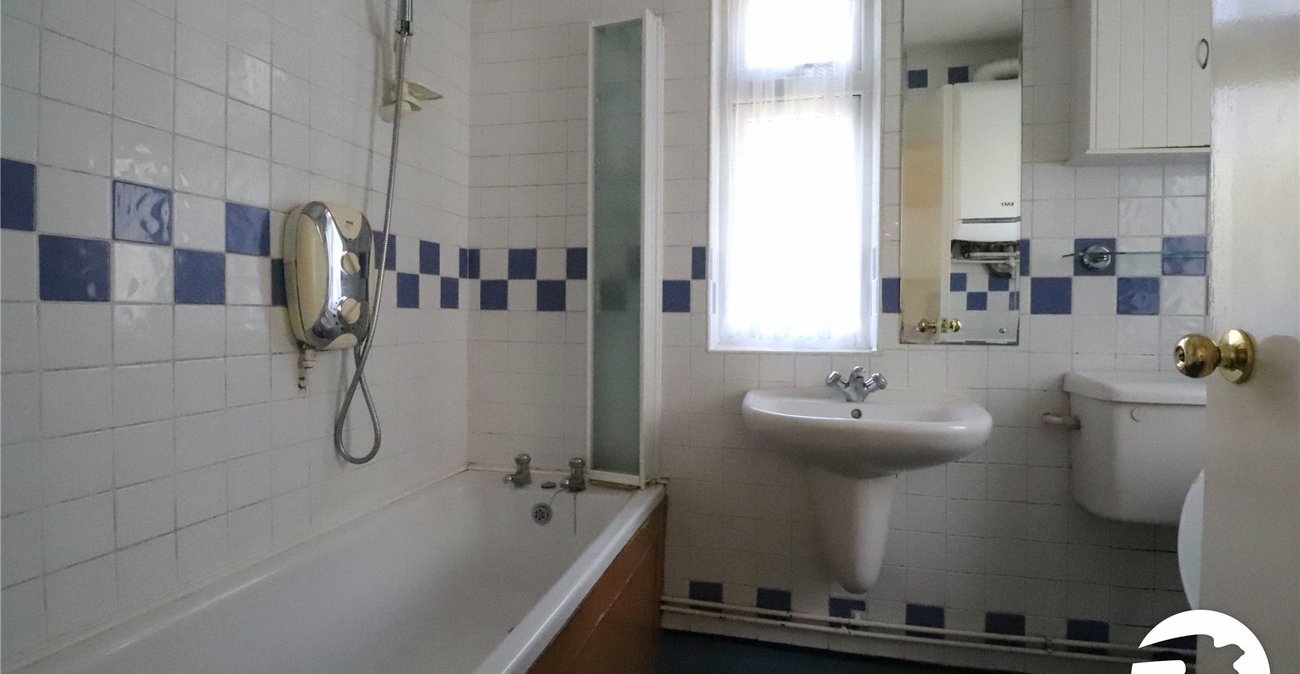 2 bedroom house for sale in Belvedere | Robinson Jackson