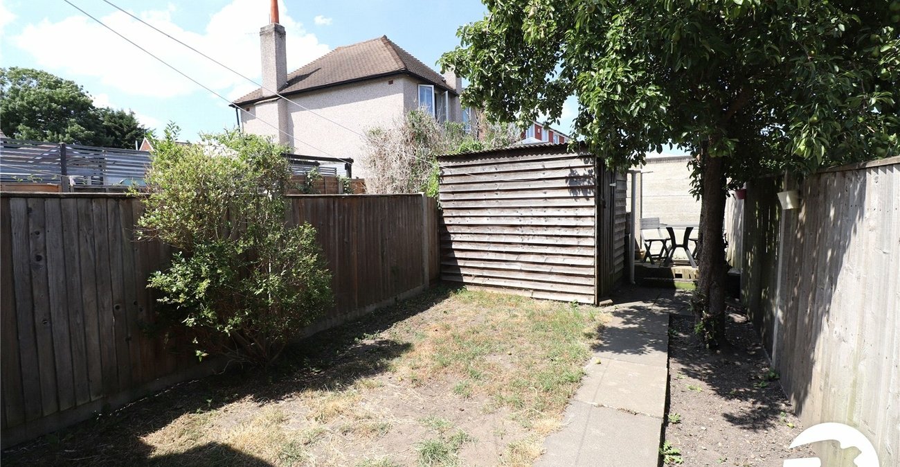 2 bedroom house for sale in Belvedere | Robinson Jackson