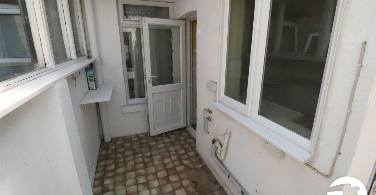 2 bedroom house for sale in Belvedere | Robinson Jackson