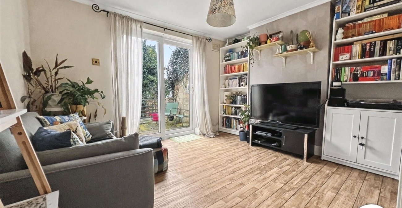 2 bedroom house for sale in Chatham | Robinson Michael & Jackson