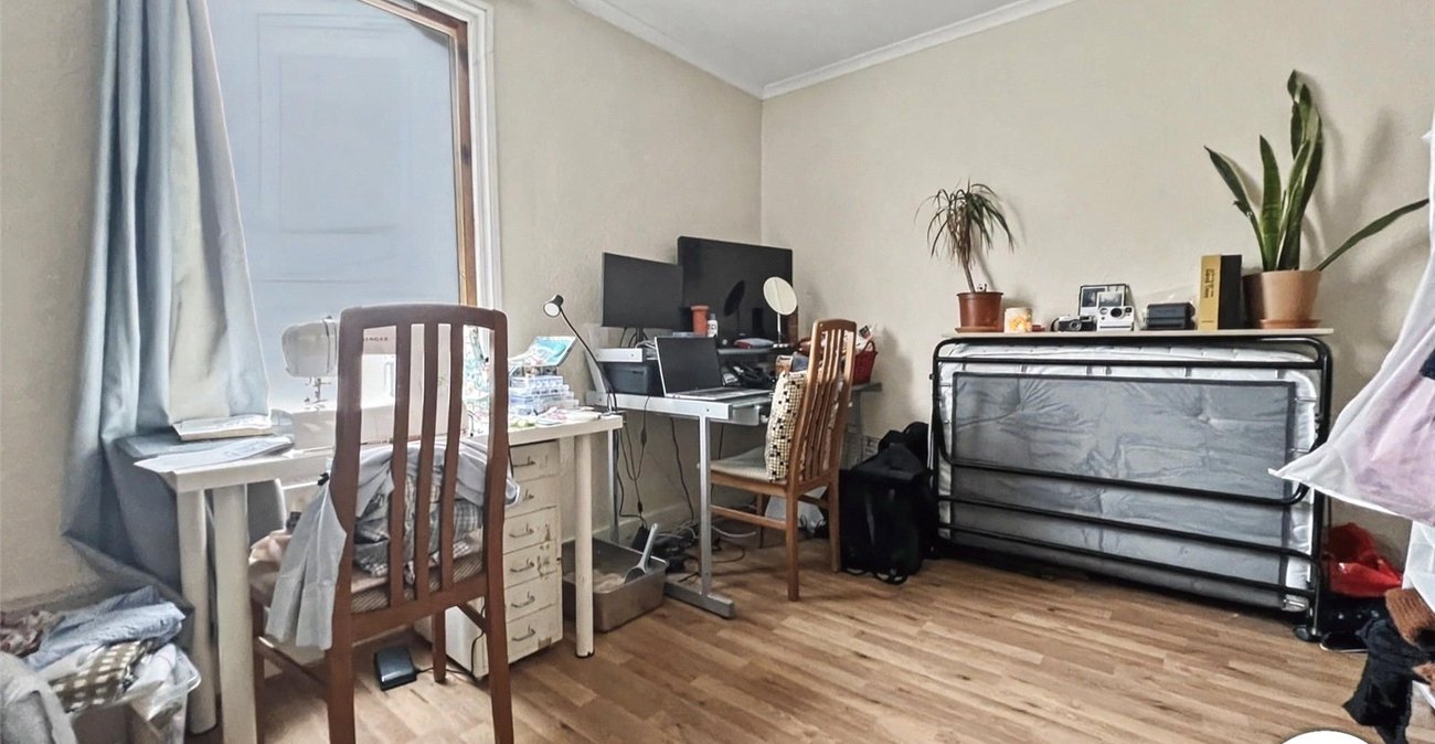 2 bedroom house for sale in Chatham | Robinson Michael & Jackson