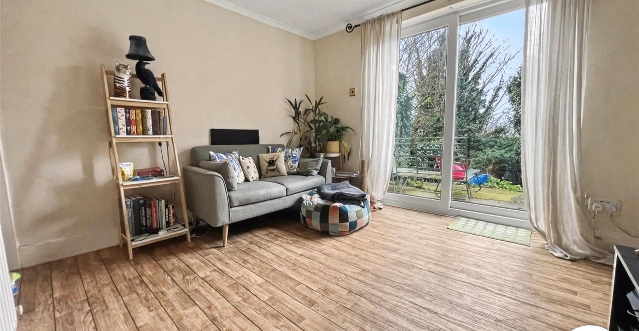 2 bedroom house for sale in Chatham | Robinson Michael & Jackson