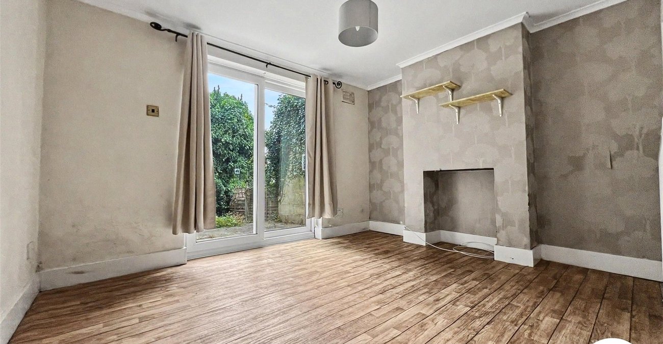2 bedroom house for sale in Chatham | Robinson Michael & Jackson