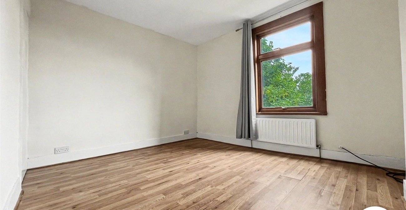 2 bedroom house for sale in Chatham | Robinson Michael & Jackson
