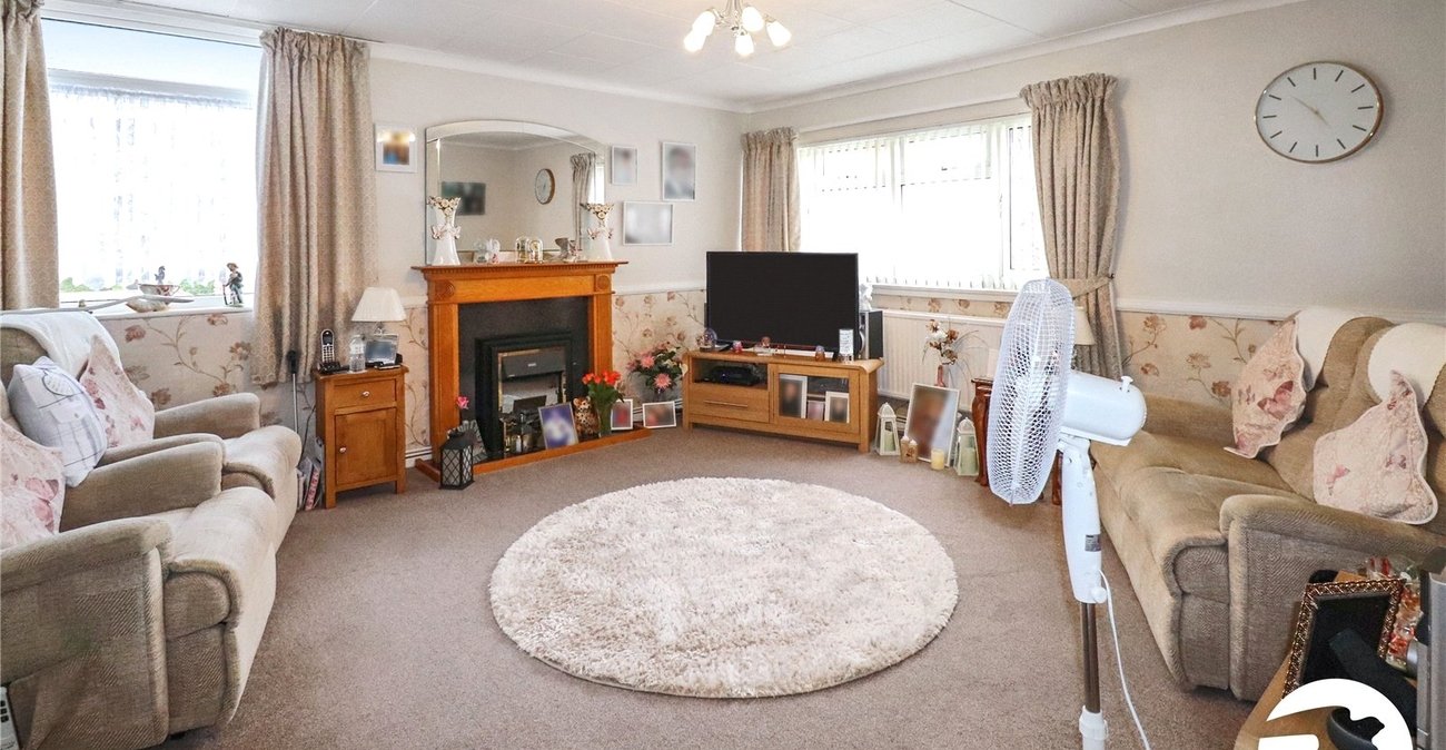 3 bedroom property for sale in Belvedere | Robinson Jackson