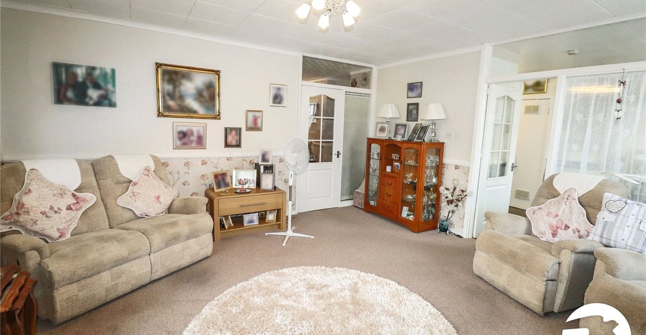 3 bedroom property for sale in Belvedere | Robinson Jackson