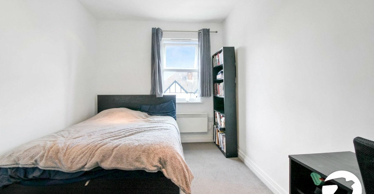 2 bedroom property for sale in Bromley | Robinson Jackson