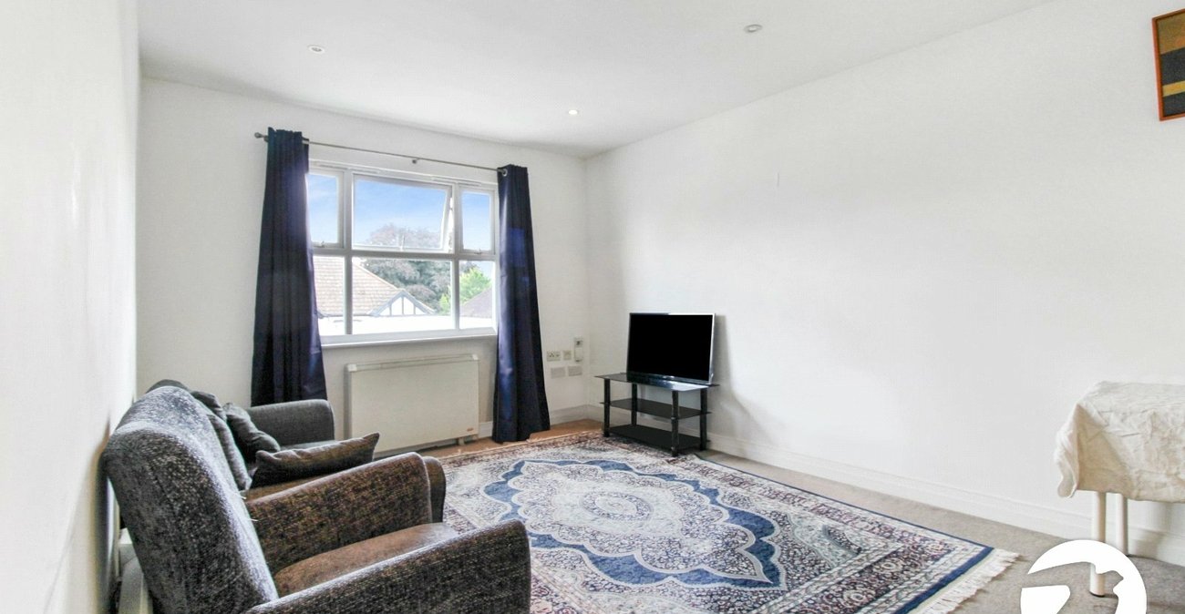 2 bedroom property for sale in Bromley | Robinson Jackson