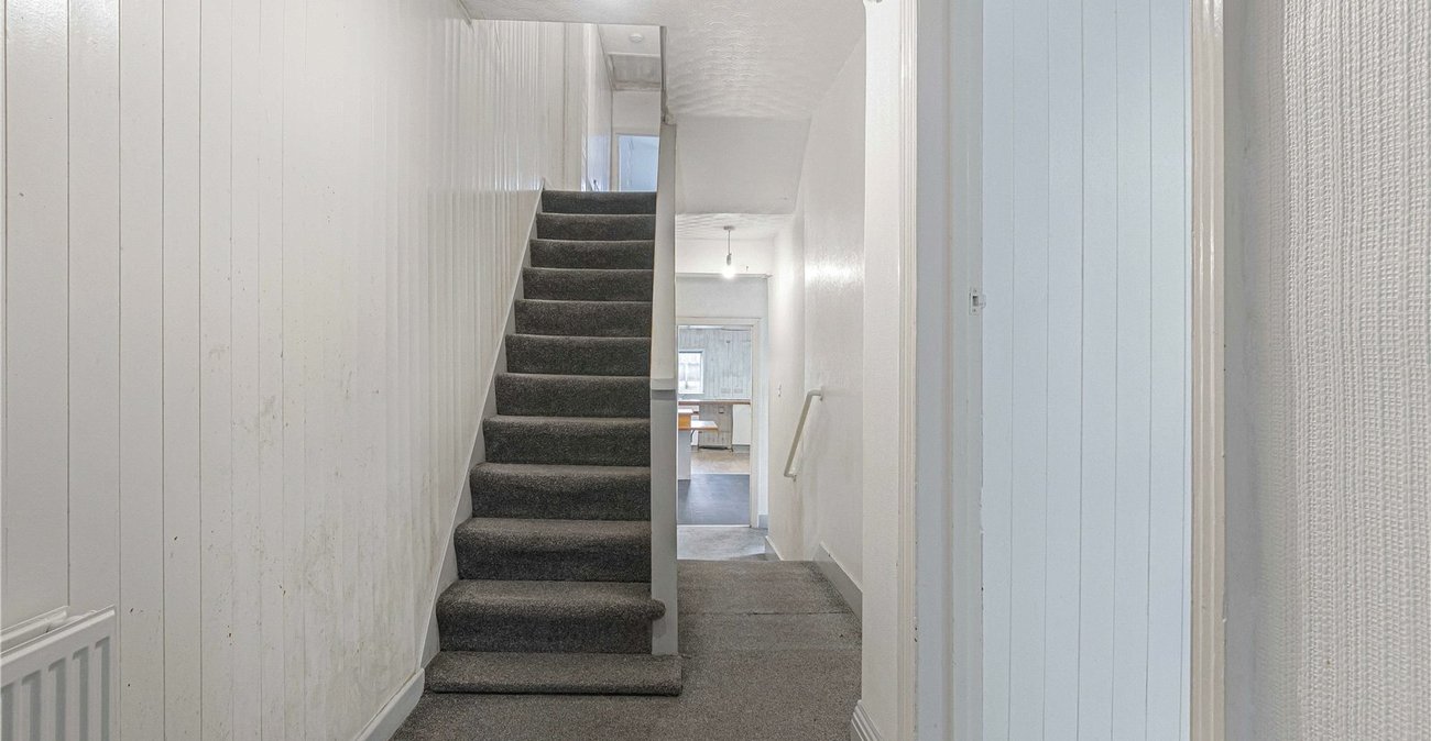 5 bedroom house for sale in Welling | Robinson Jackson