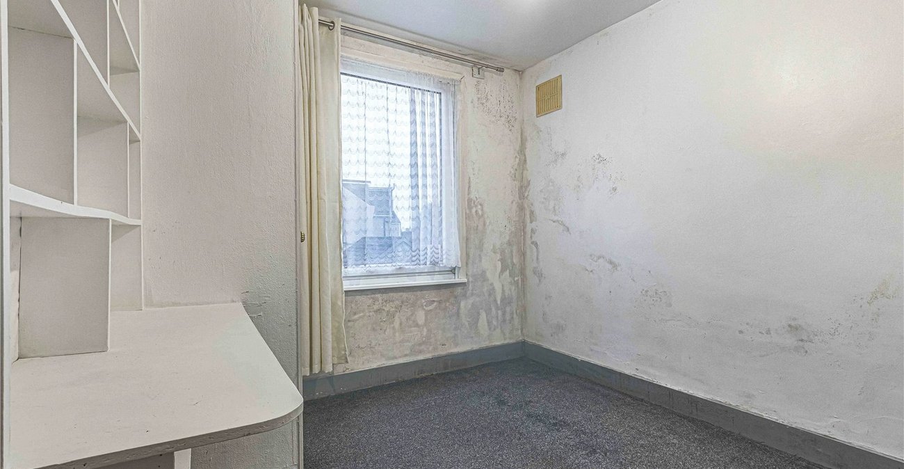 5 bedroom house for sale in Welling | Robinson Jackson