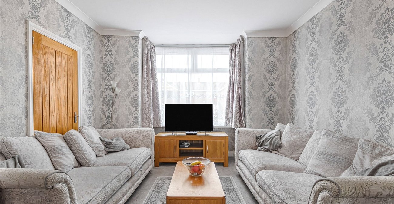 3 bedroom house for sale in Welling | Robinson Jackson