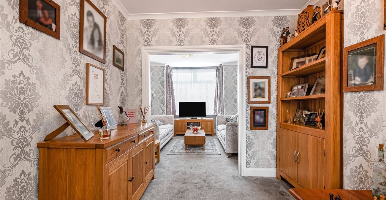 3 bedroom house for sale in Welling | Robinson Jackson