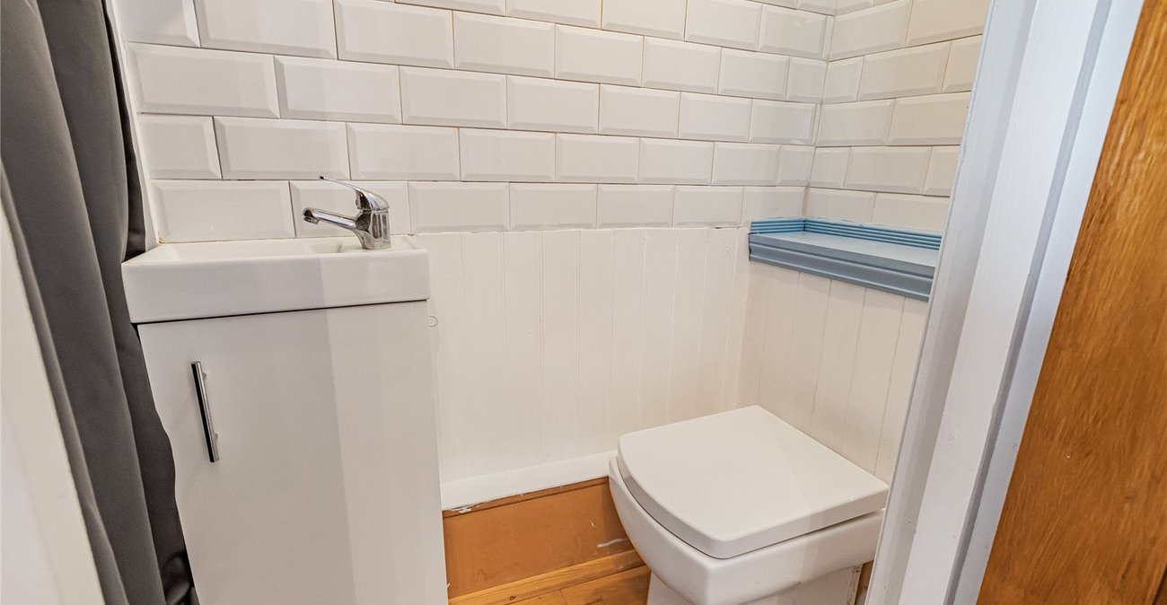 3 bedroom house for sale in Welling | Robinson Jackson