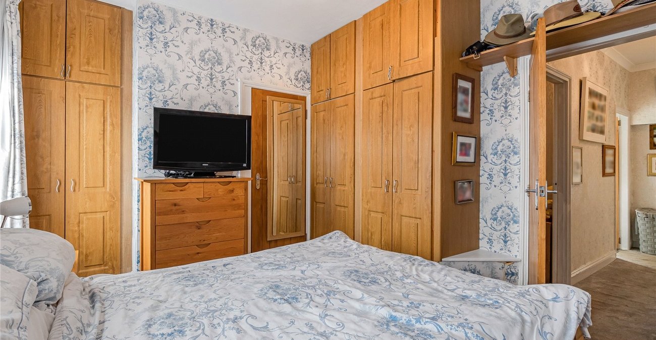 3 bedroom house for sale in Welling | Robinson Jackson