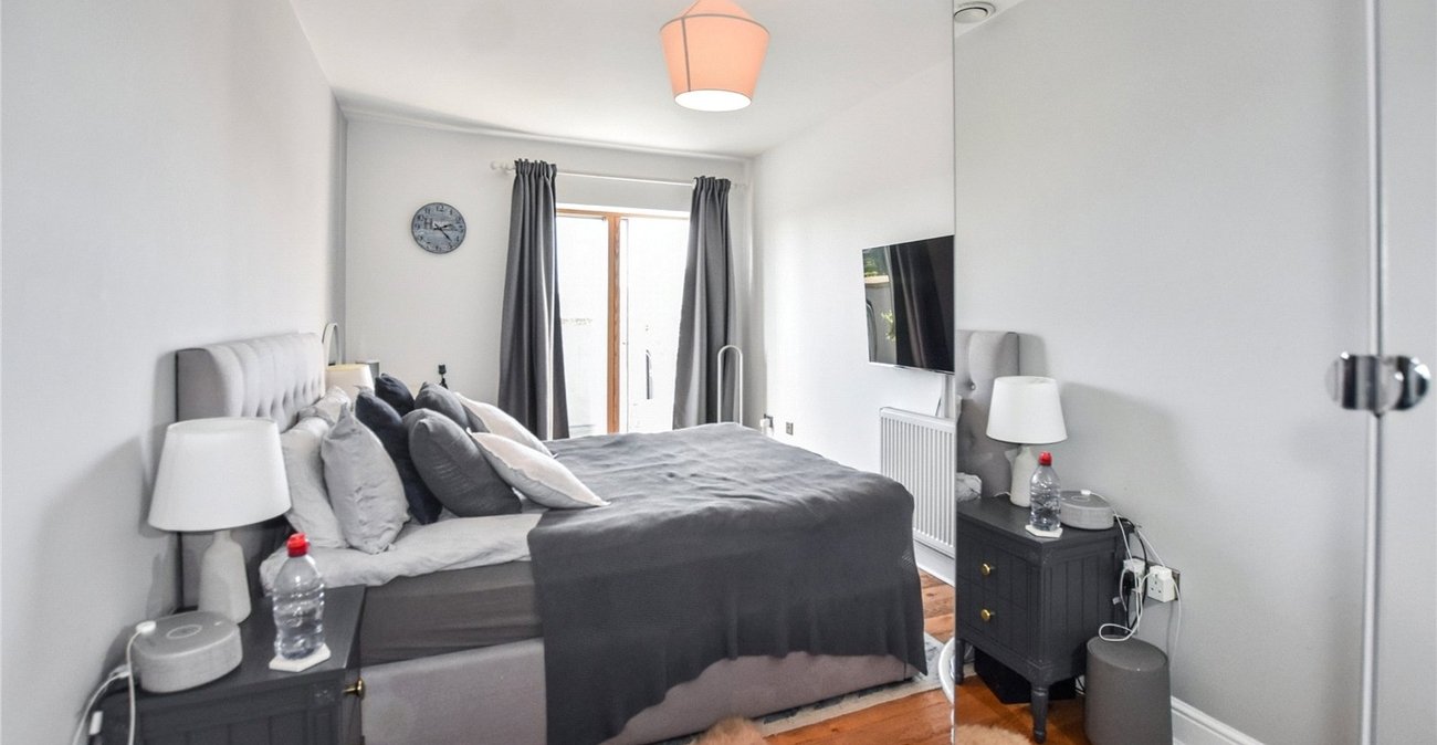 2 bedroom property for sale in Welling | Robinson Jackson