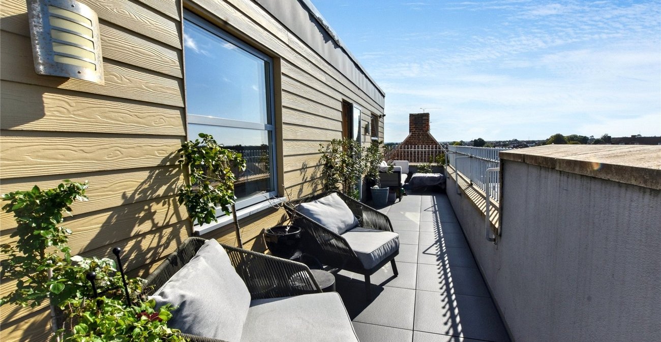 2 bedroom property for sale in Welling | Robinson Jackson