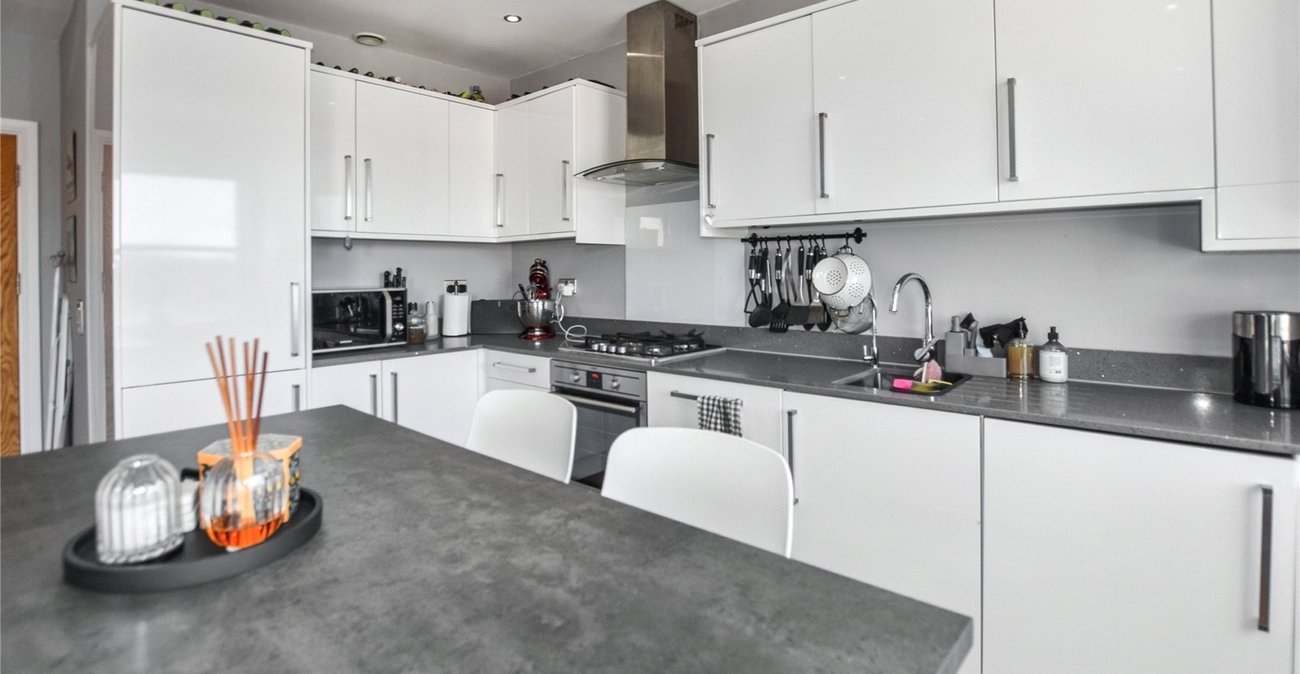2 bedroom property for sale in Welling | Robinson Jackson