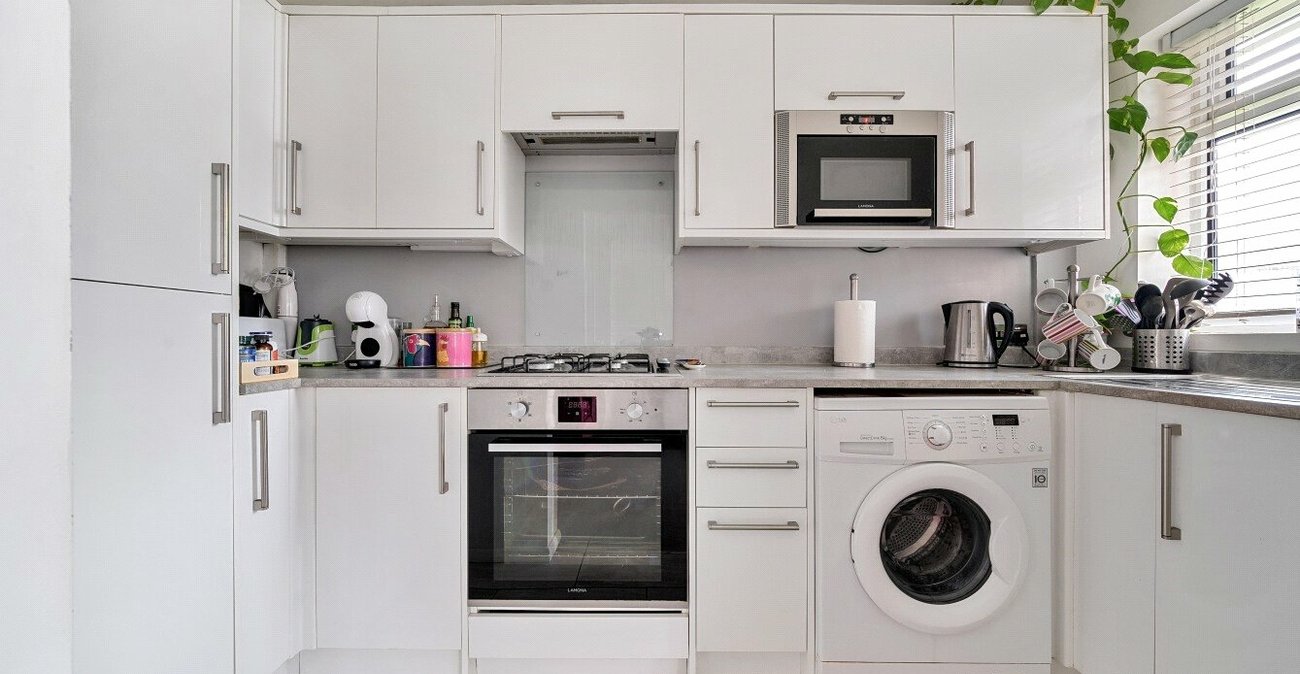 2 bedroom property for sale in Bexleyheath | Robinson Jackson