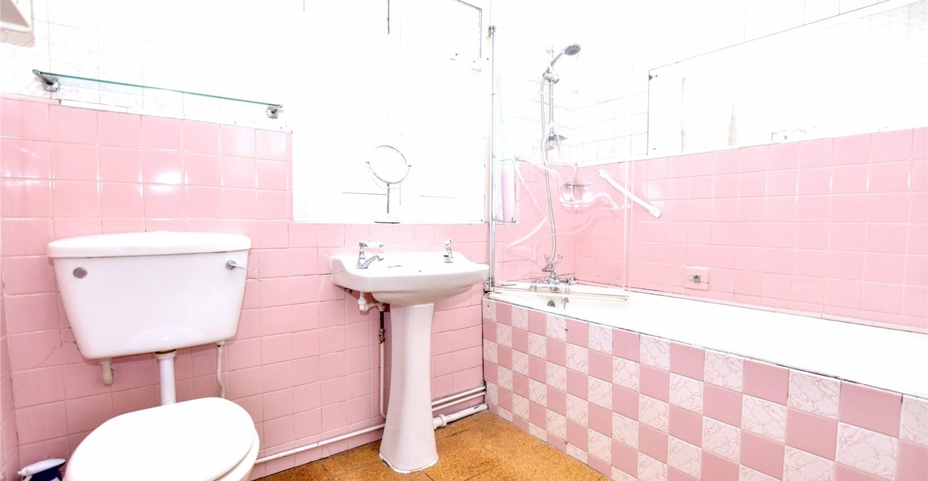 3 bedroom house to rent in Bexleyheath | Robinson Jackson