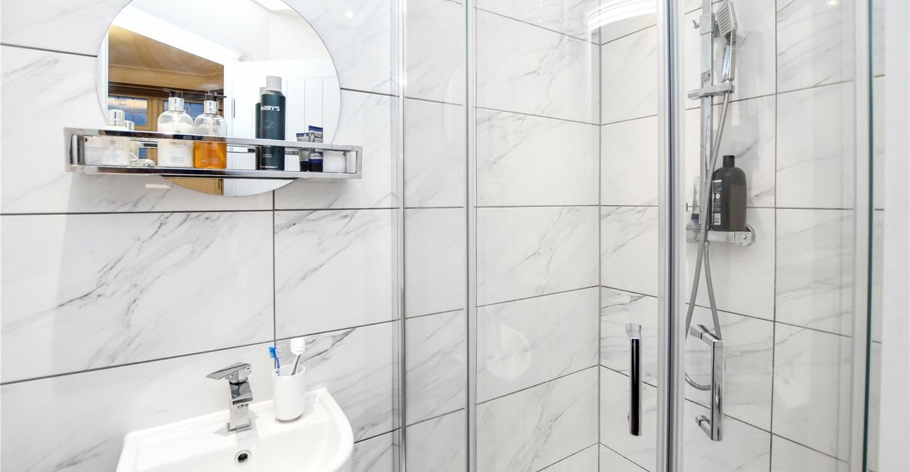 4 bedroom house for sale in Bexleyheath | Robinson Jackson