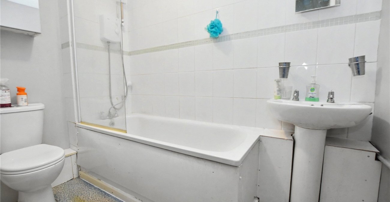 2 bedroom property for sale in Bexleyheath | Robinson Jackson